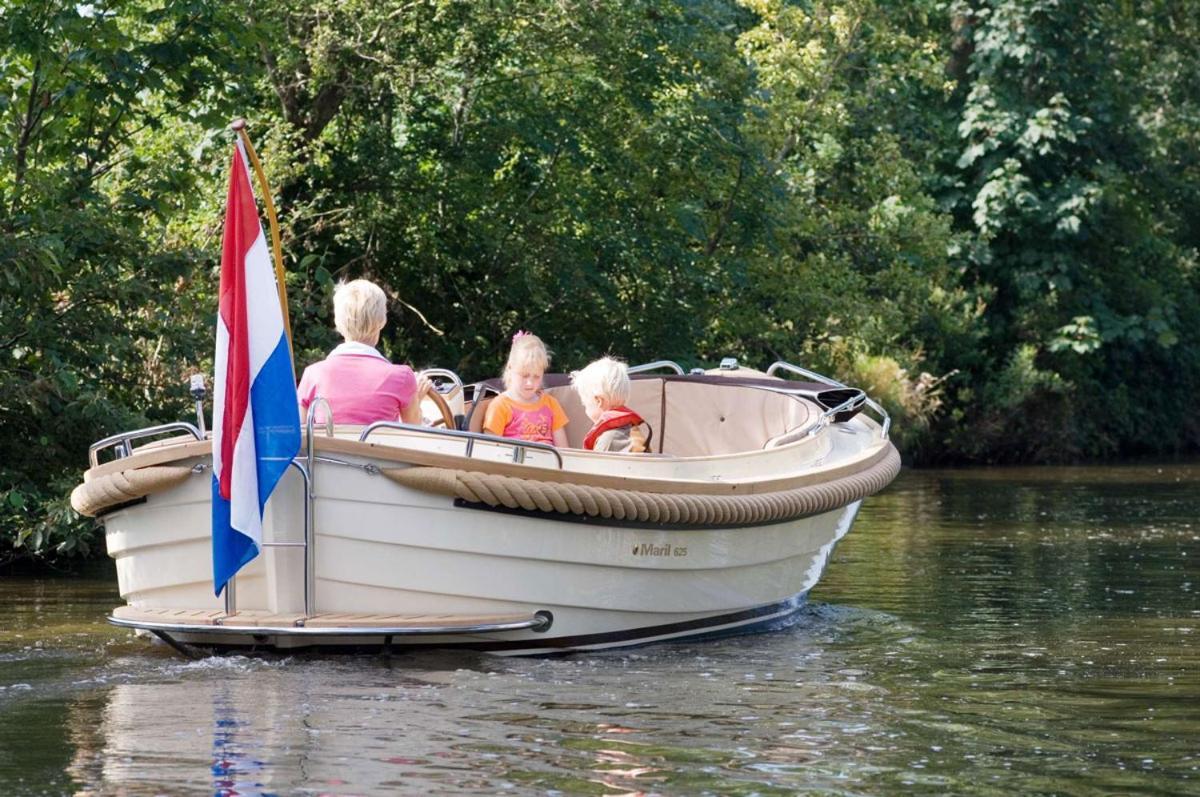 Ervaar 'Fryske Weelde' Op Vijf Sterren Vakantiepark De Kuilart Koudum Buitenkant foto